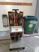 Ταϊστρα για τα αδέσποτα ζωάκια με οικολογικό σχεδιασμό