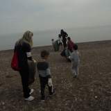 Πραγματοποιήσαμε  συλλογή  απορριμμάτων  στην  αυλή του  σχολείου  και  στην  παραλία  μαζί με τους  Γονείς