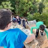 Λίγο πριν το τέλος της ανηφόρας ,μέσα στο δάσος του Υμηττού!